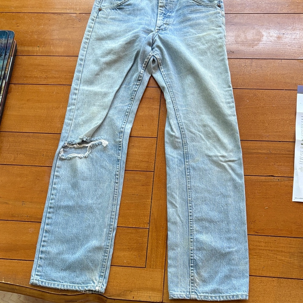 LEE JEANS - vintage straight leg, size 6, 30” inseam